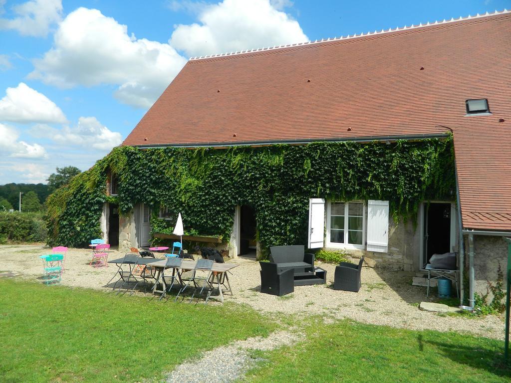 Meubles De Tourisme La Reserve Saint-Pierre-les-Bois Exterior foto